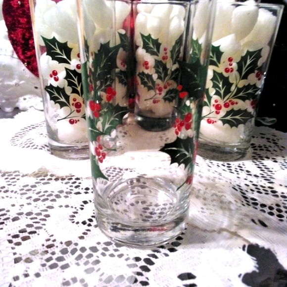 *SET of 4* HOLLY  VINTAGE Glasses By INDIANA GLASS COMPANY* No Spill Bot… - Picture 6 of 10